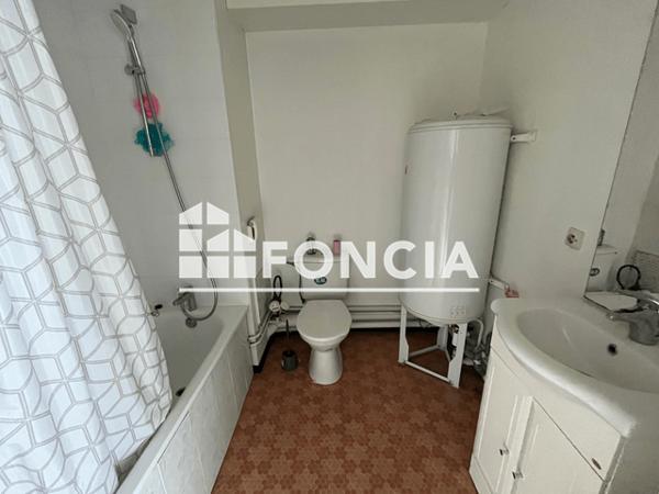 Location Studio 20.5 m² - 128-130 RUE PAUL DOUMER Loos 59120