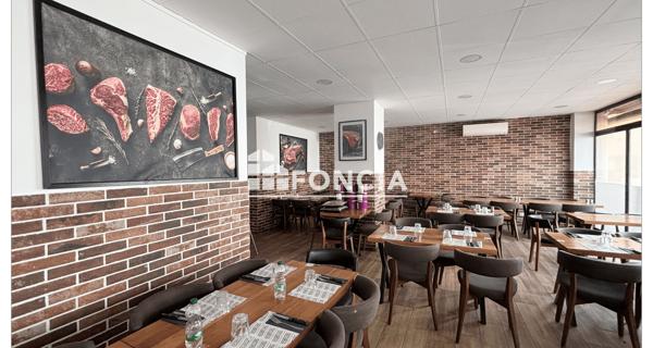À vendre Local commercial 216 m² - Toulon 83100