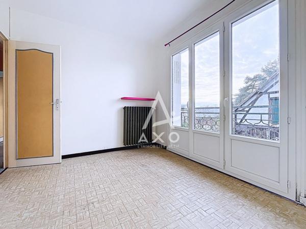 Maison de Ville 4 Chambres grange et terrain clos