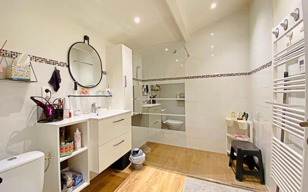 Maison à vendre    5 pièces • 160 m2 Labastidette