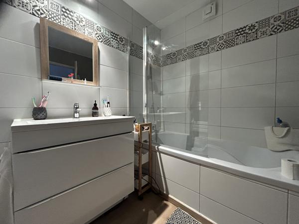 Maison - 5 pièces - 90 m²