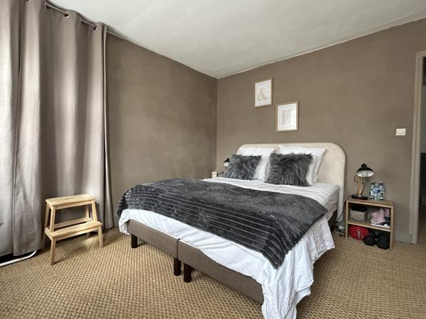 Maison - 5 pièces - 90 m²