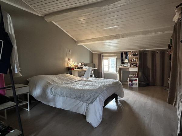 Maison - 5 pièces - 90 m²