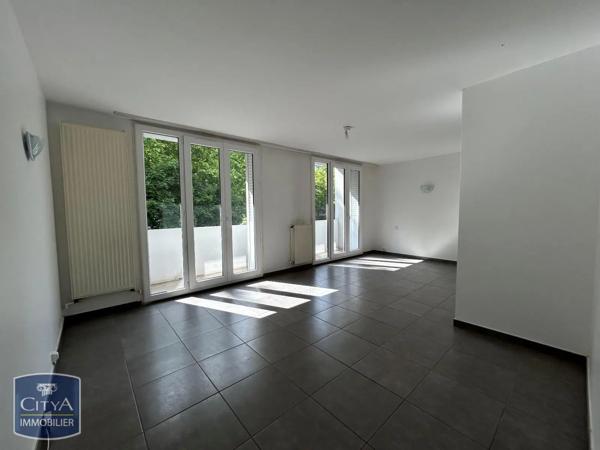 Appartement à louer 3 pièces 65.32m² Le Pont-de-Claix (38800)