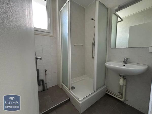Appartement à louer 3 pièces 65.32m² Le Pont-de-Claix (38800)