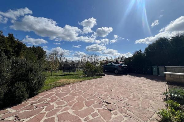 Maison à vendre 6 pièces de 120 m² à Mantes-la-Ville