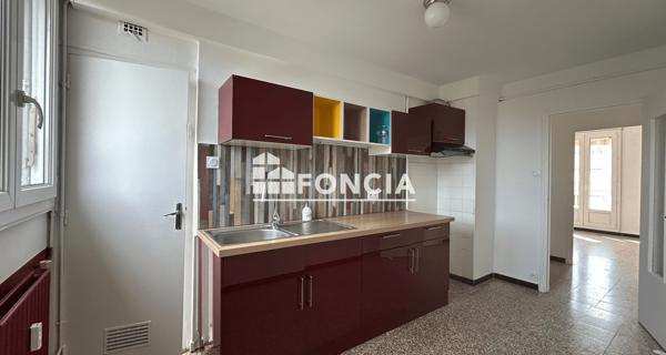 Location Appartement 3 pièces 59.2 m² - Orange 84100