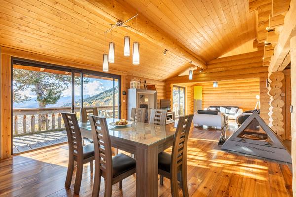 Chalet contemporain avec vue panoramique près de Font-Romeu