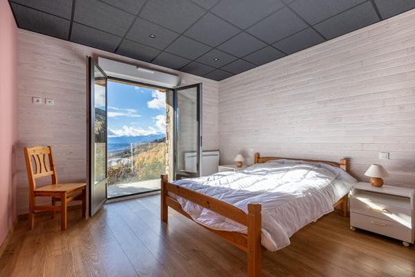 Chalet contemporain avec vue panoramique près de Font-Romeu