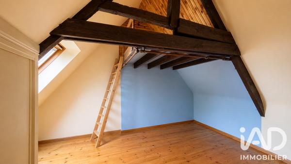 Maison à vendre 6 pièces 242 m² Quintin
