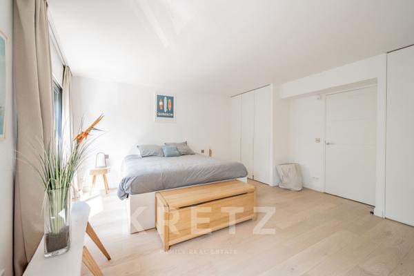 Hôtel particulier contemporain avec terrasse sur le toit