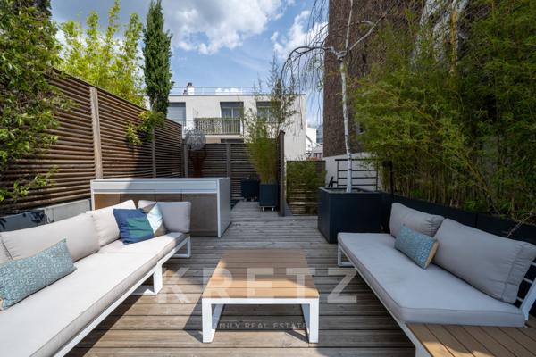 Hôtel particulier contemporain avec terrasse sur le toit