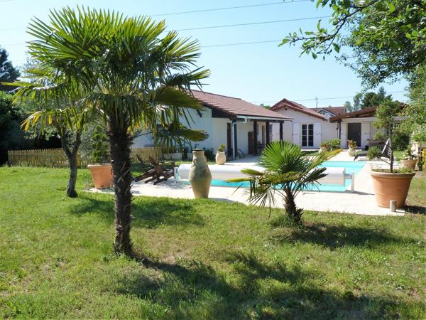 Propriété de Type 5 de 140mé sur 2400 m² de parcelle