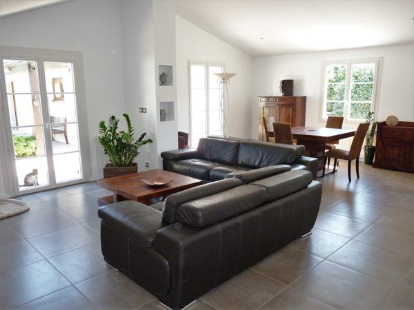 Propriété de Type 5 de 140mé sur 2400 m² de parcelle