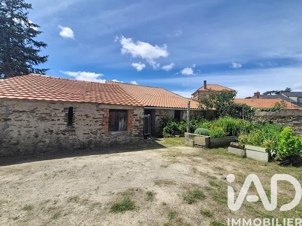Maison à vendre 10 pièces 246,5 m² Sainte-Pazanne
