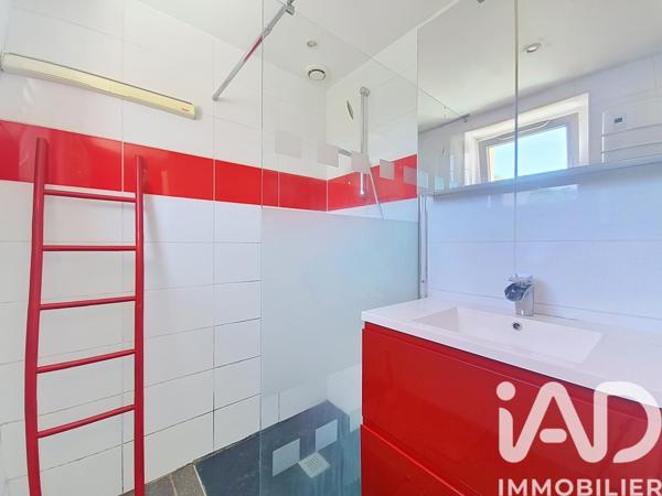 Maison à vendre 10 pièces 246,5 m² Sainte-Pazanne