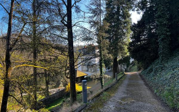 Appartement à vendre    1 pièce • 39 m2 Champagne-au-Mont-d'Or