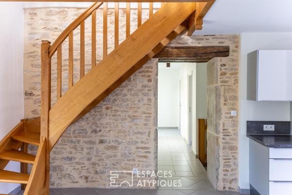 Maison en pierre rénovée et son jardin d’éden au coeur du Clunisois