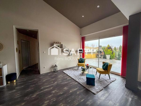 Superbe maison de 165m2 sur un terrain de 3200m2.