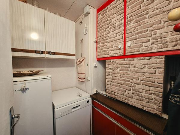 Appartement 3 pièces 69.90 m² au 7ème étage avec balcon et garage