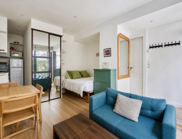 Appartement
         1 pièce
        - 26 m² Exclusivité 365 000 € *