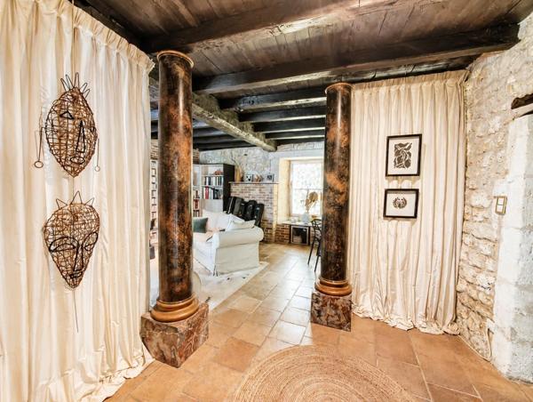 Maison au cœur de Châteauneuf : demeure rare, élégante et hors du commun