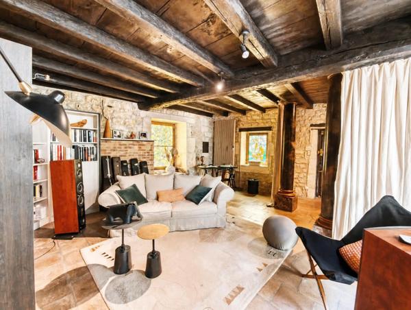 Maison au cœur de Châteauneuf : demeure rare, élégante et hors du commun