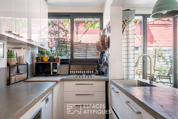 Loft en duplex avec verrière et terrasse
