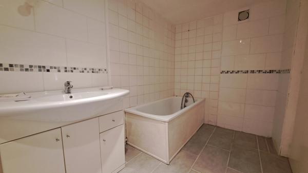 Maison à vendre 3 pièces DEMANGEVELLE (70)