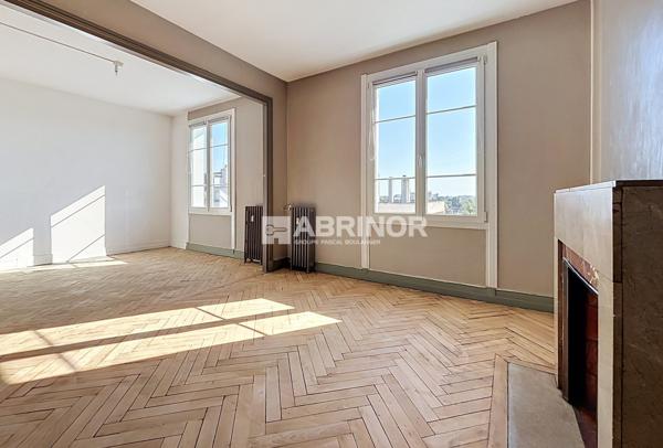 Appartement T3 bourgeois au Croisé-Laroche MARCQ EN BAROEUL
