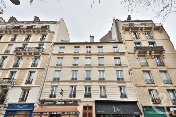 à vendre  70 m2 PARIS - 75015