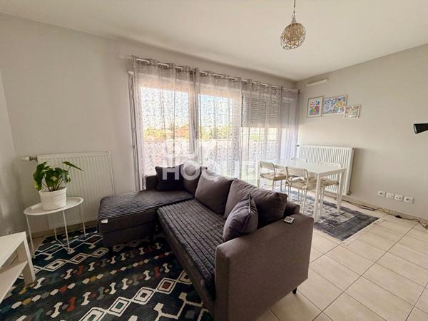 Appartement 2 pièces à louer au centre-ville de Décines Charpieu