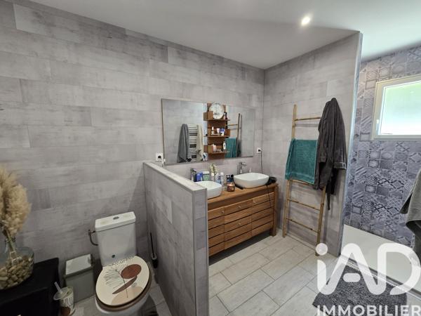 Maison à vendre 6 pièces 138 m² Tonnay-Charente