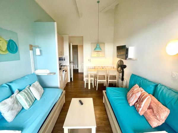 Vente                                                      Appartement
                        
                     2 pièces                      23 m2                     à Grimaud