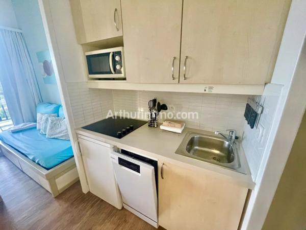 Vente                                                      Appartement
                        
                     2 pièces                      23 m2                     à Grimaud