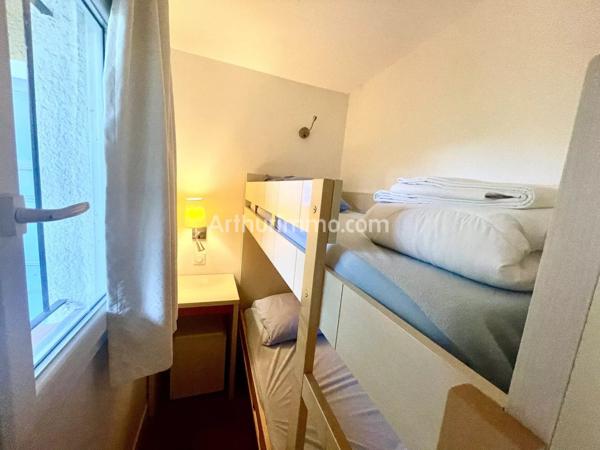 Vente                                                      Appartement
                        
                     2 pièces                      23 m2                     à Grimaud