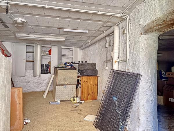 Maison
         4 pièces
        - 79 m² 169 000 € *
