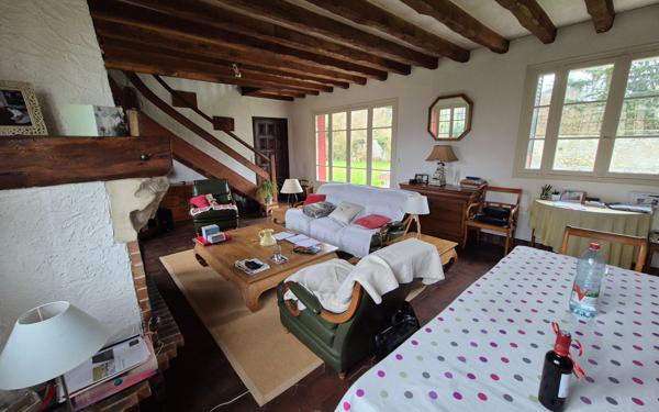 Maison à vendre    8 pièces •  Jouy-le-Châtel