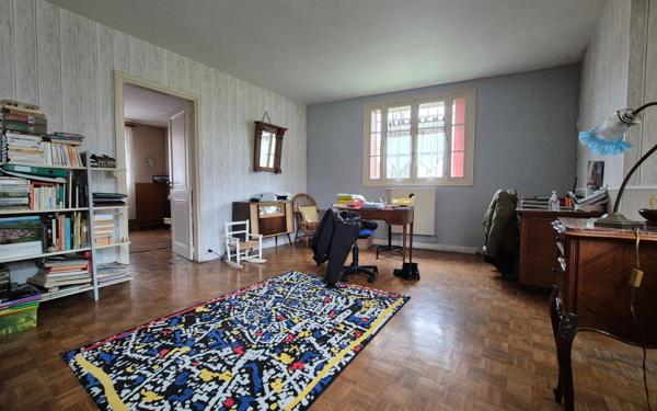 Maison à vendre    8 pièces •  Jouy-le-Châtel