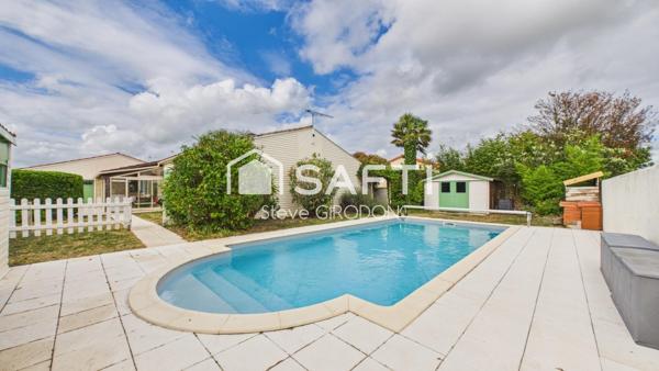 Maison familiale avec piscine à Marans