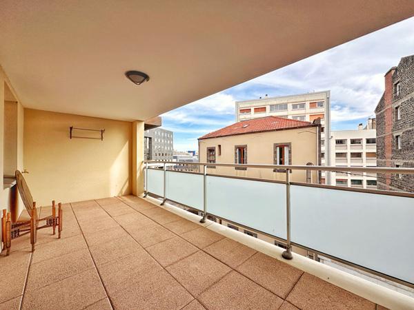 Appartement Clermont Ferrand 1 pièce(s) 68 m2