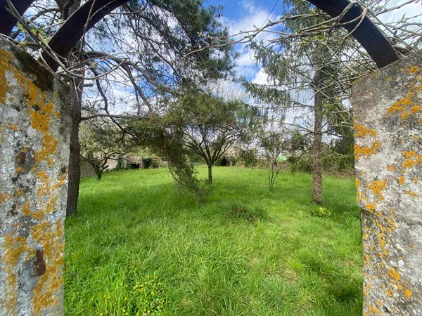 Maison Tonnay-Charente 112 m² 4 pièces à rénover