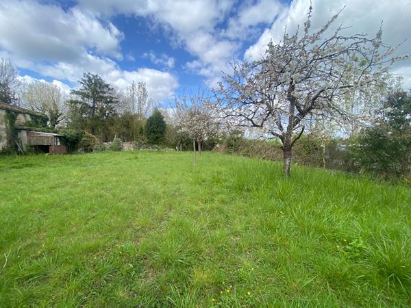 Maison Tonnay-Charente 112 m² 4 pièces à rénover
