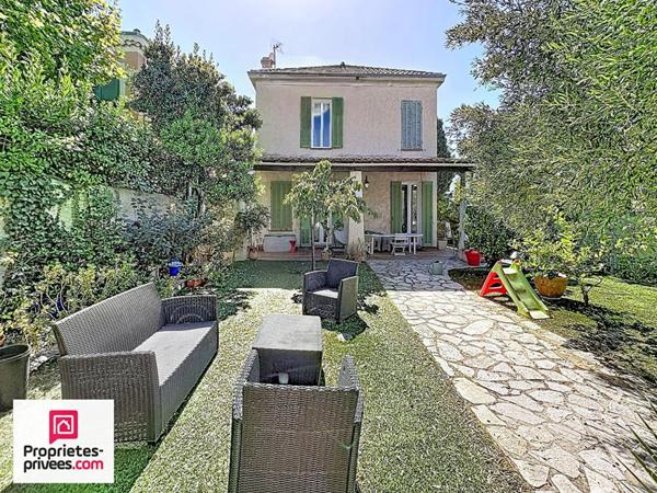Pointe rouge Villa T4 + T2 + Garage sur 347 m² de terrain