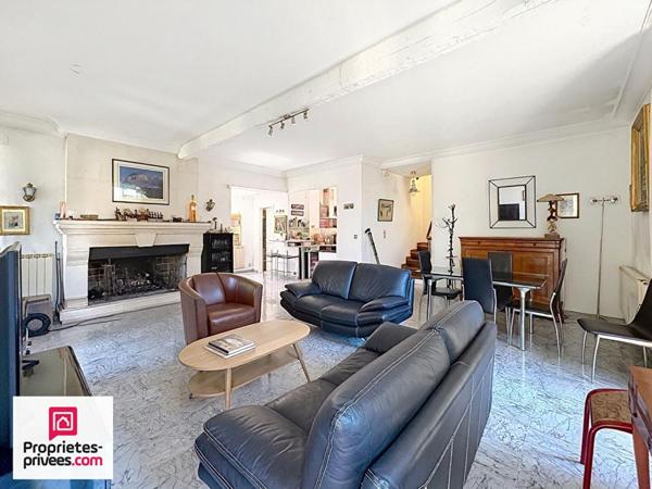 Pointe rouge Villa T4 + T2 + Garage sur 347 m² de terrain