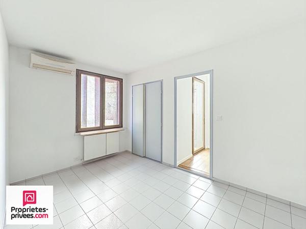 Pointe rouge Villa T4 + T2 + Garage sur 347 m² de terrain