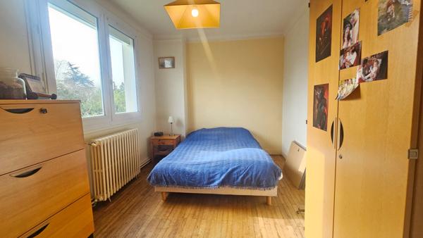 Maison d'Exception à Vendre à Donges - 7 Pièces, 4 Chambres, Grand Terrain