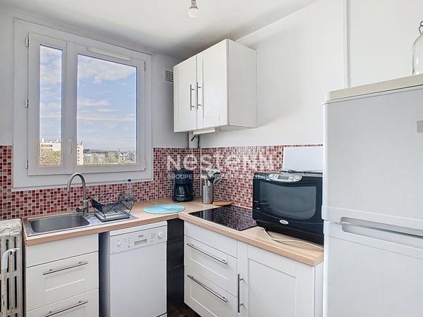 ISSY LES MOULINEAUX - AVENUE VICTOR CRESSON - MEUBLÉ - Appartement 3 pièces 47.16m²