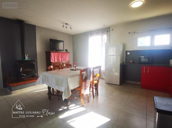 Maison individuelle à vendre à Saint-Berthevin en Mayenne (53940), ref :