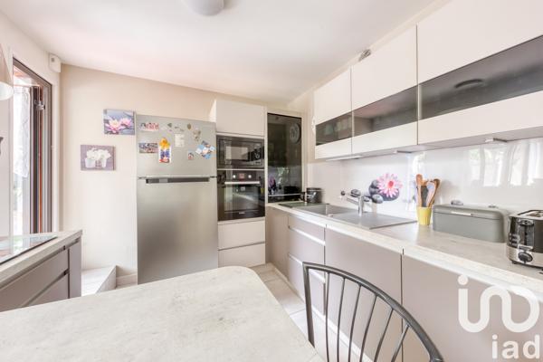 Appartement à vendre 5 pièces 104 m² Champs-sur-Marne